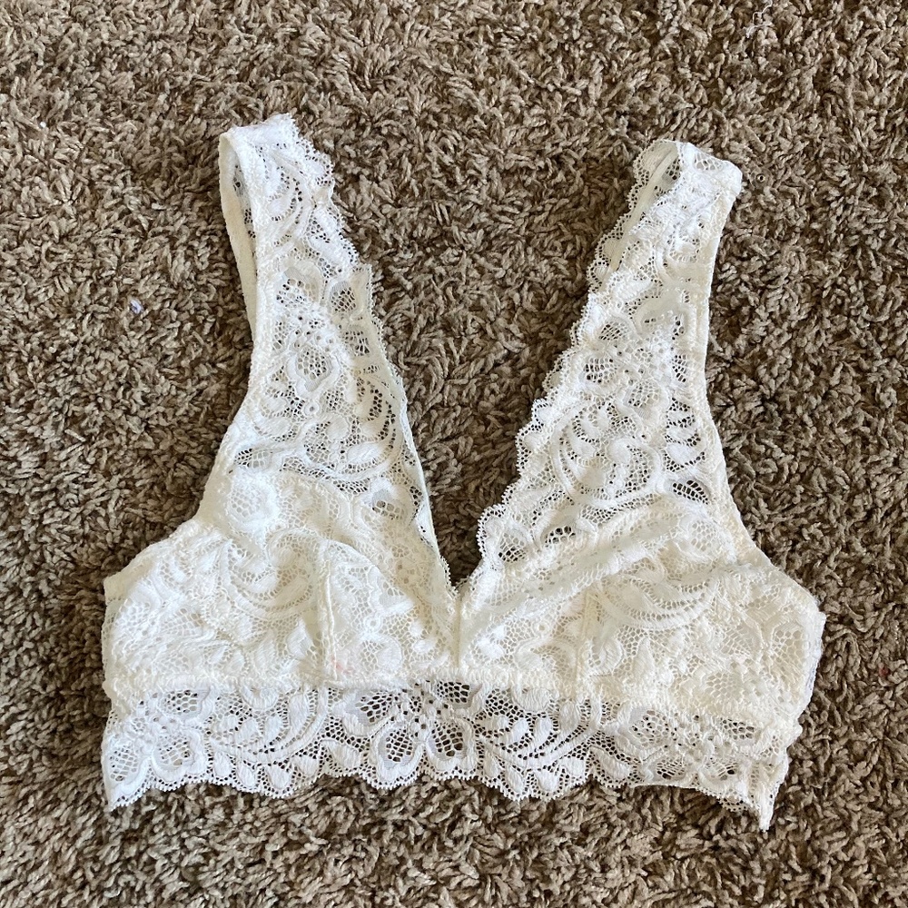 Forever 21 White Lace Bralette